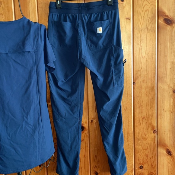 Carhartt Women's Modern Fit Tuck-In Top/Slim Leg Pant size SM/MD blue scrubs - Picture 9 of 12